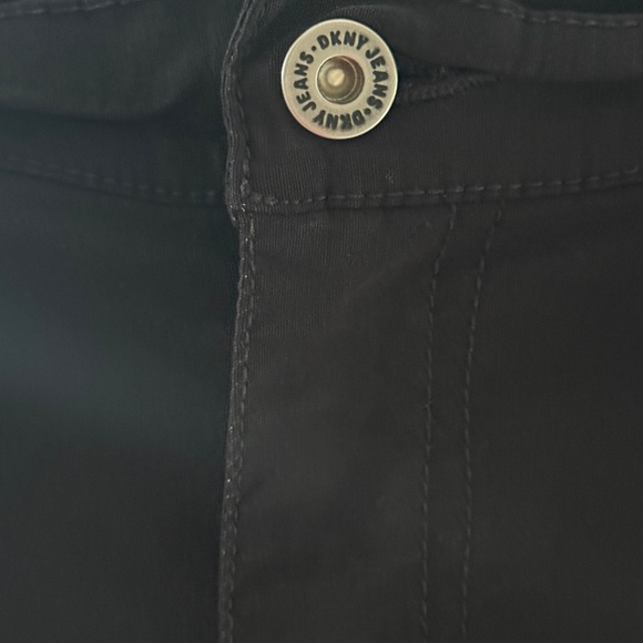 Women's DKNY Black Jeans, Size 12 - Picture 7 of 12